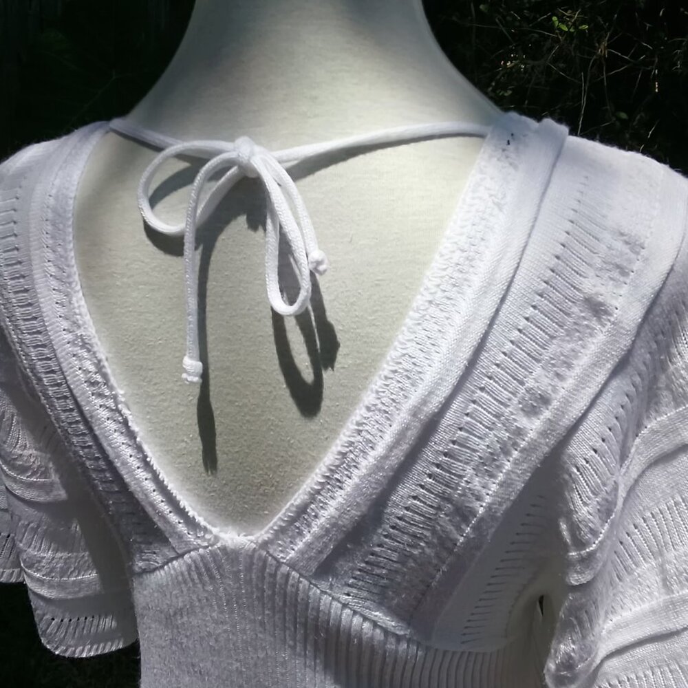 Womens Gorgeous Knitted White Deep V Front Off The Shoulders Knit Neck Tie Top🌼 - Picture 6 of 16